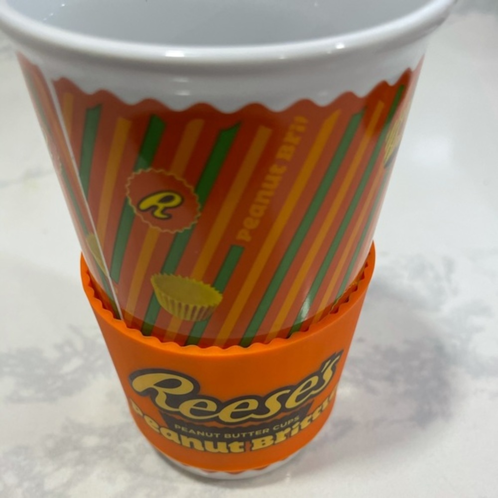 Reese’s Coffee Cup For Reese’s Lovers Great Deal Accepting Offers